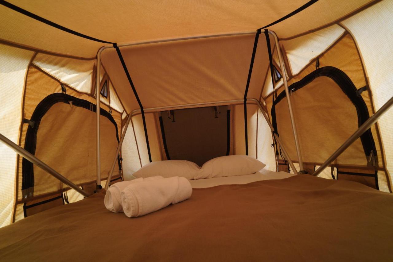 Hotel Bab Al Nojoum Hudayriyat Camp Abu Dhabi Exterior foto