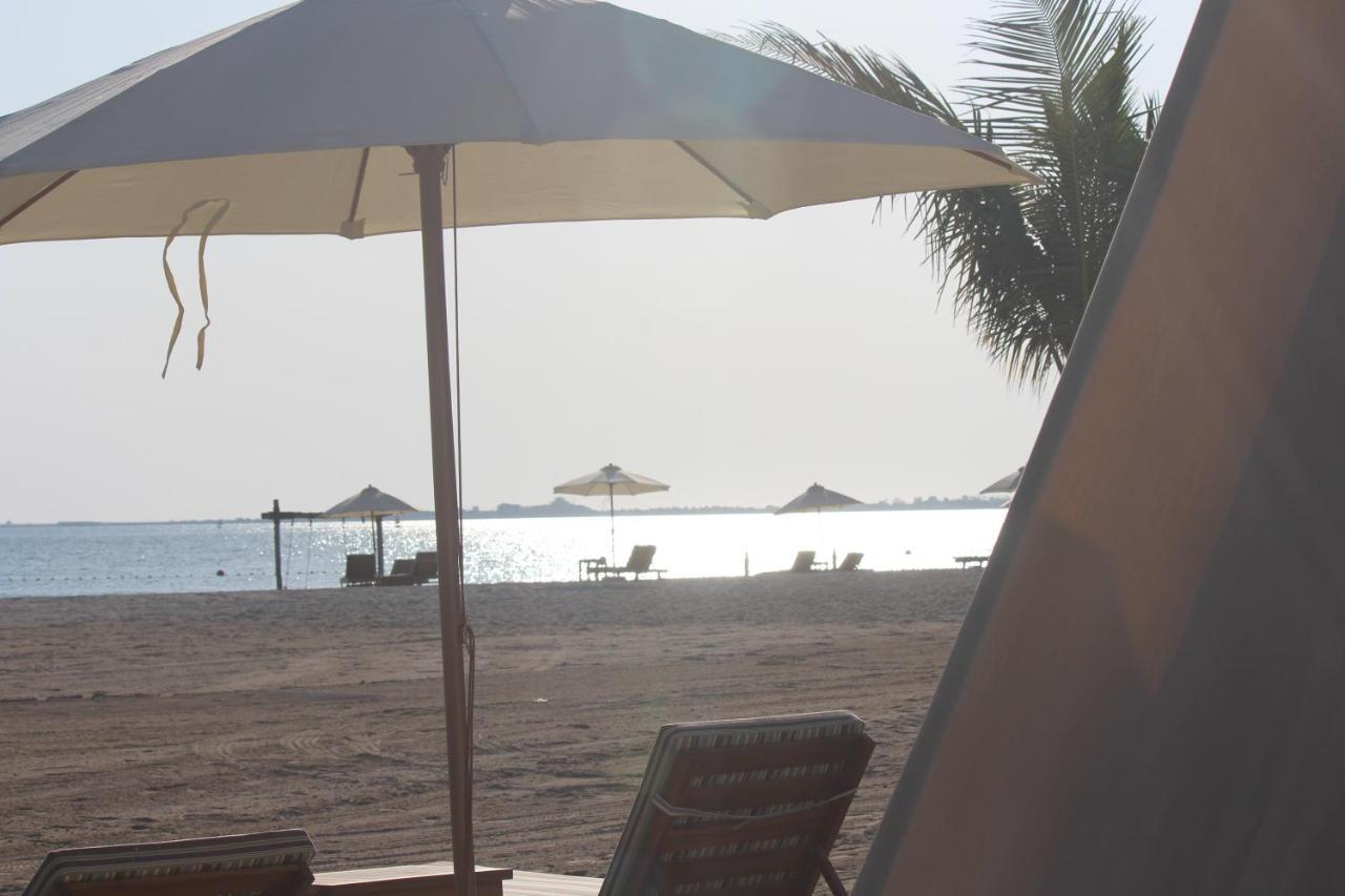 Hotel Bab Al Nojoum Hudayriyat Camp Abu Dhabi Exterior foto