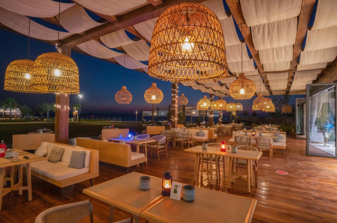 Hotel Bab Al Nojoum Hudayriyat Camp Abu Dhabi Exterior foto