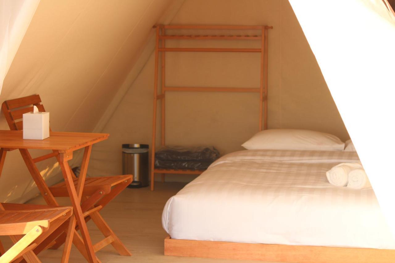 Hotel Bab Al Nojoum Hudayriyat Camp Abu Dhabi Exterior foto